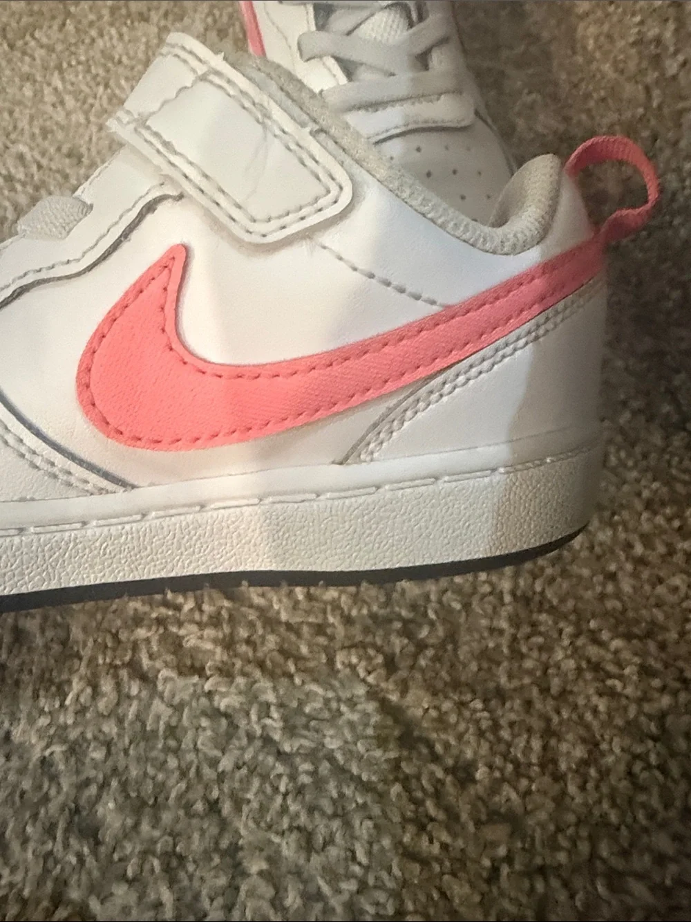Kids Girls Nike Sneakers Size 9.5